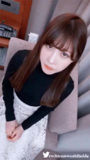 风骚学妹小夏涂油和色影师互玩性器官 场面极致淫荡